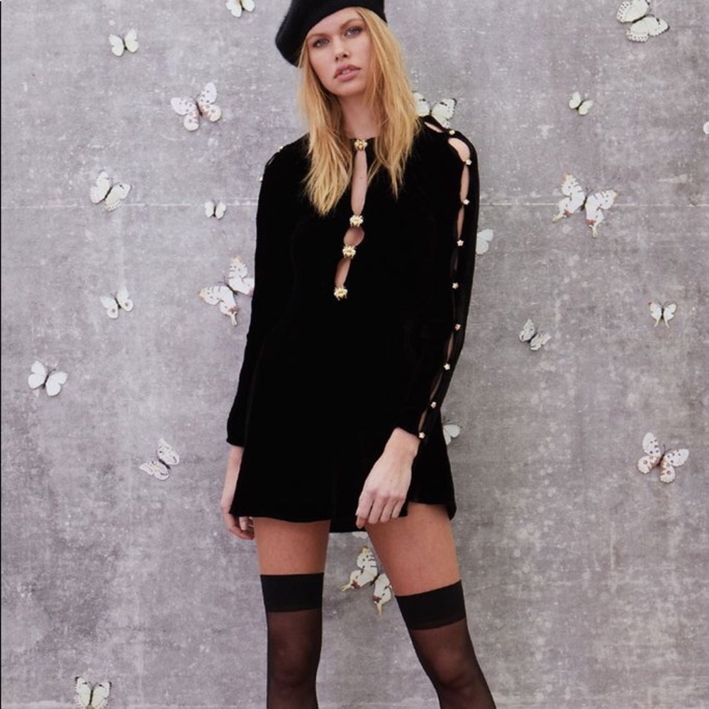 for love and lemons beatrix velvet dress